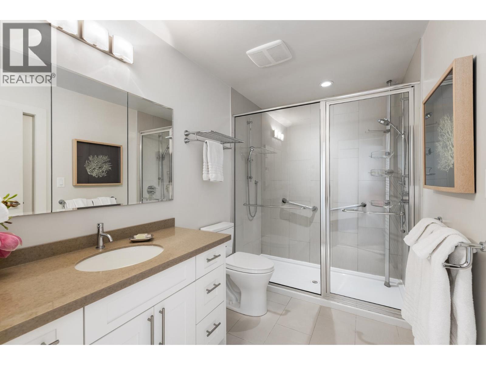 Frsl17 415 W Esplanade Avenue, North Vancouver, British Columbia  V7M 1A6 - Photo 9 - R3112350