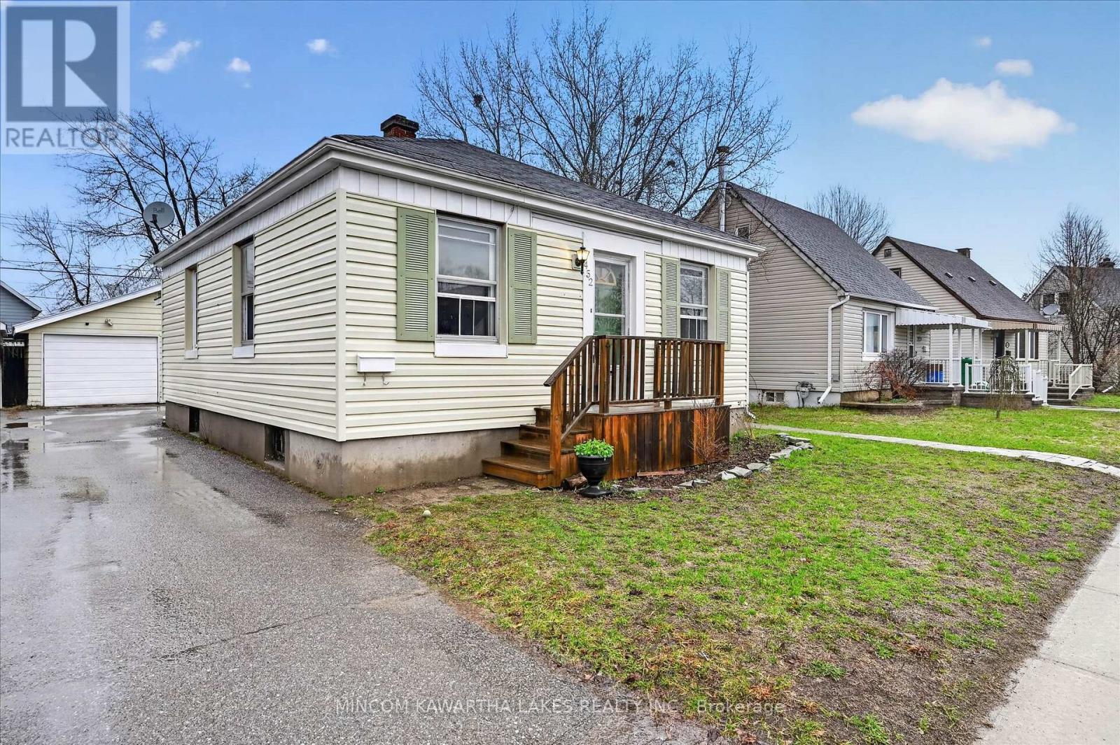 452 Hamilton Street, Peterborough, Ontario  K9J 4B9 - Photo 2 - X13008352