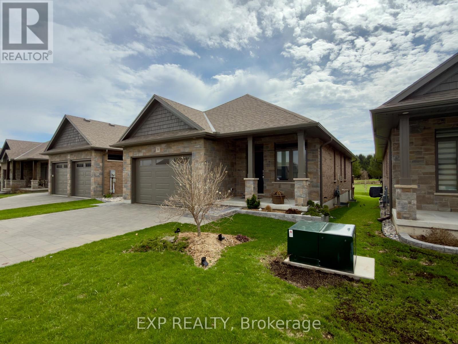 31 - 159 Collins Way, Strathroy-Caradoc, Ontario  N7G 0G8 - Photo 2 - X13008396