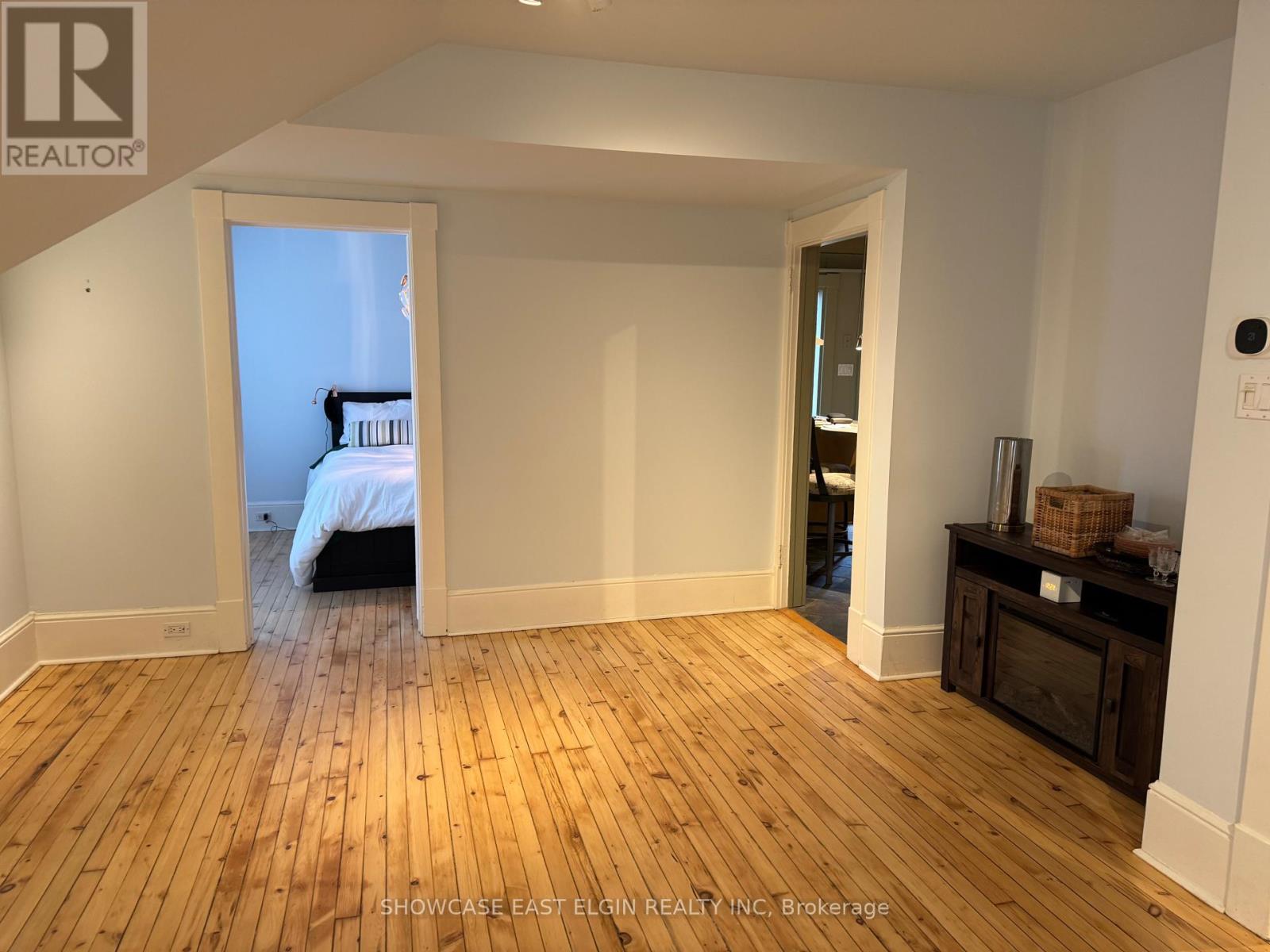 62 Centre Street, Aylmer, Ontario  N5H 2G5 - Photo 3 - X13008426