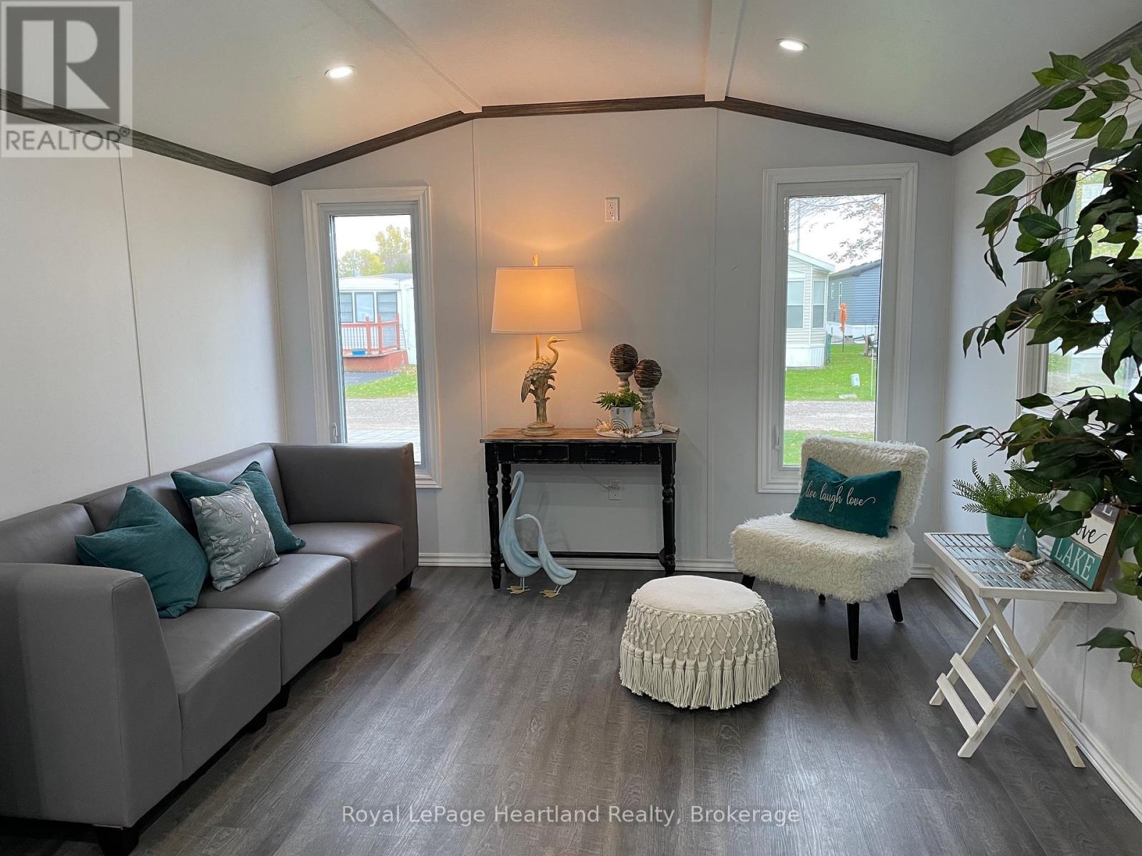 4 Starboard - 77719 Bluewater Highway, Central Huron, Ontario  N0M 1G0 - Photo 6 - X13008338