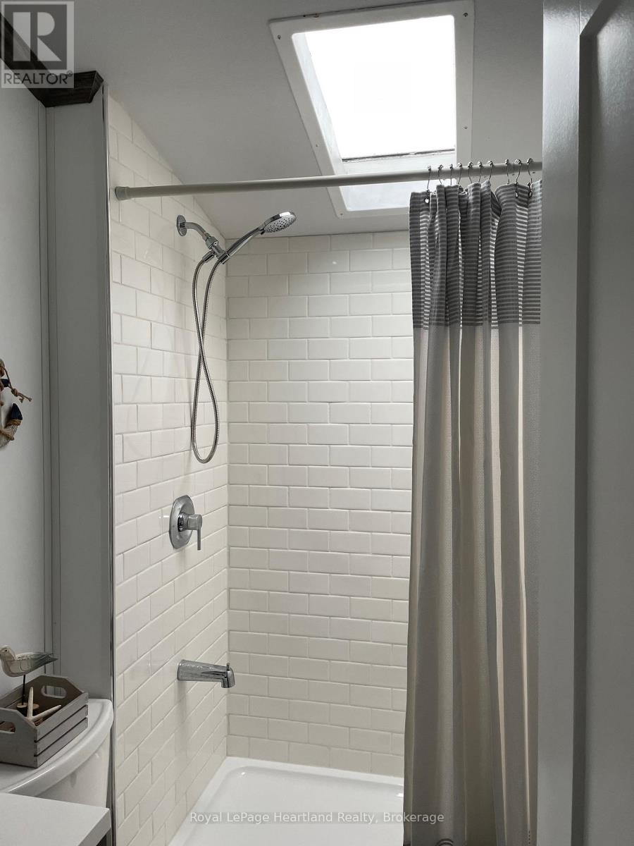 4 Starboard - 77719 Bluewater Highway, Central Huron, Ontario  N0M 1G0 - Photo 9 - X13008338