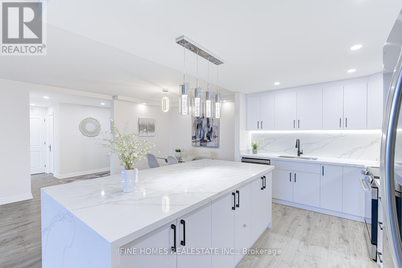 804 - 1201 Steeles Avenue W, Toronto (Westminster-Branson), Ontario  M2R 3K1 - Photo 9 - C13008334