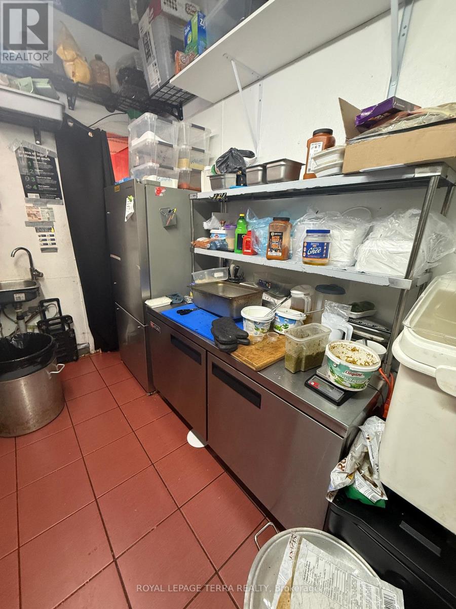 A-207 - 16 Mallard Road, Toronto (Banbury-Don Mills), Ontario  M3B 0A7 - Photo 2 - C13008346