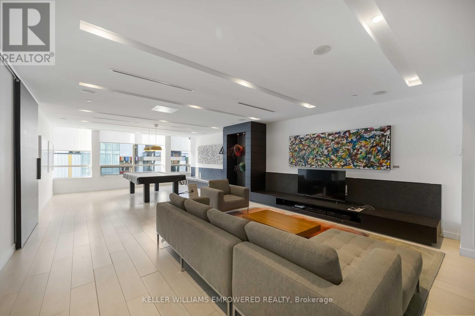 1005 - 170 Sumach Street, Toronto (Regent Park), Ontario  M5A 0C3 - Photo 27 - C13008356