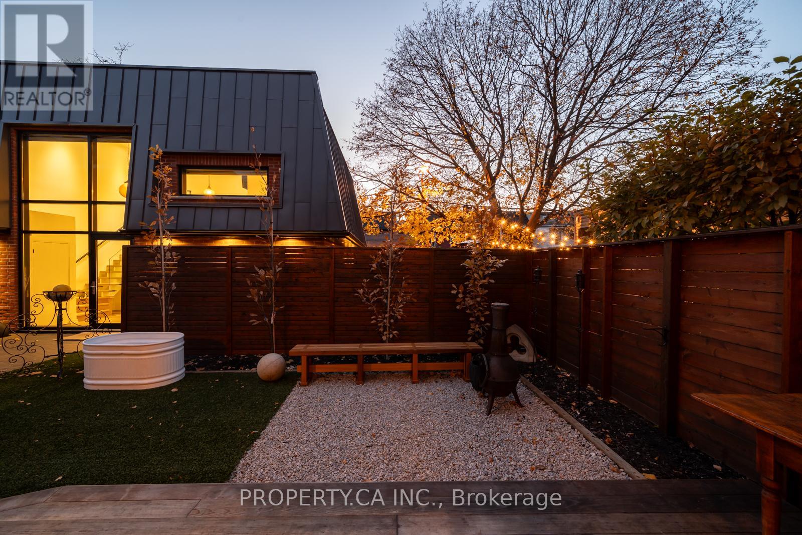 Main House - 38 Beaconsfield Avenue, Toronto, Ontario  M6J 3H9 - Photo 36 - C13008472