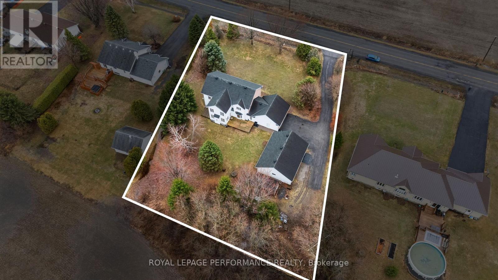 1007 St Pierre Road, Russell, Ontario  K0A 1W0 - Photo 12 - X13008416