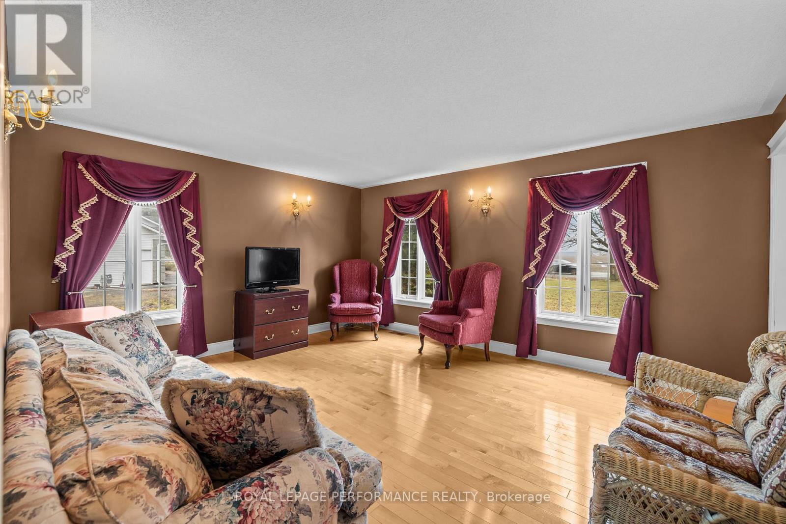 1007 St Pierre Road, Russell, Ontario  K0A 1W0 - Photo 17 - X13008416