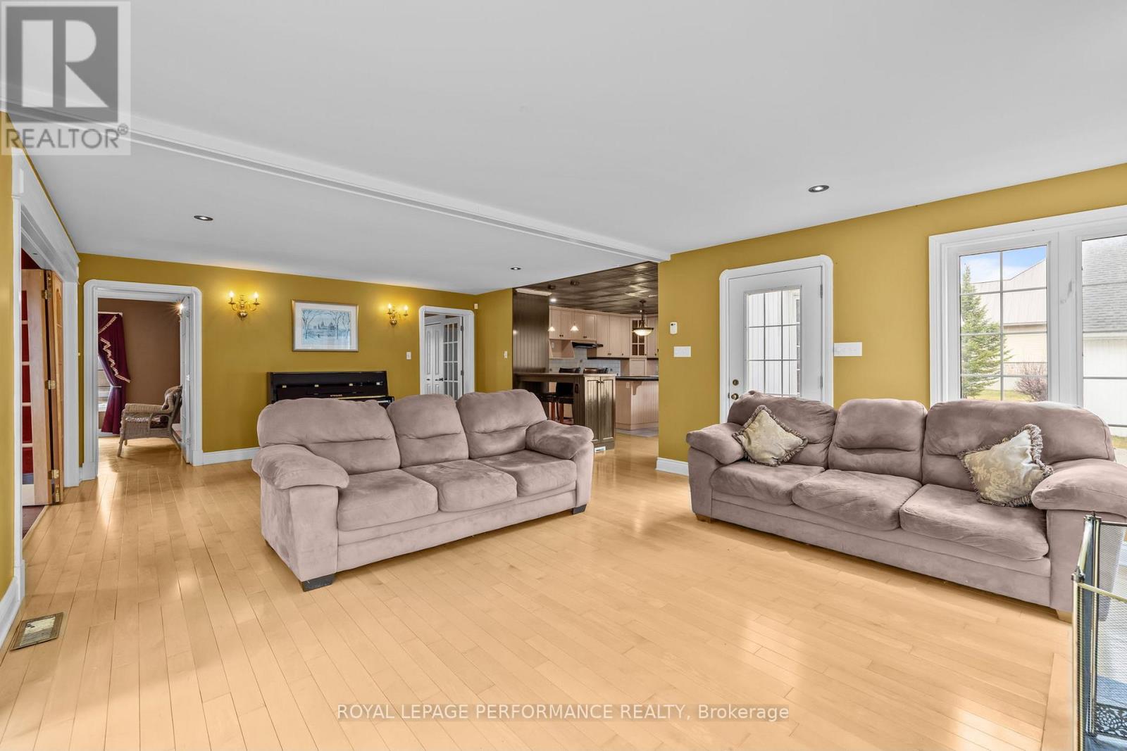 1007 St Pierre Road, Russell, Ontario  K0A 1W0 - Photo 23 - X13008416