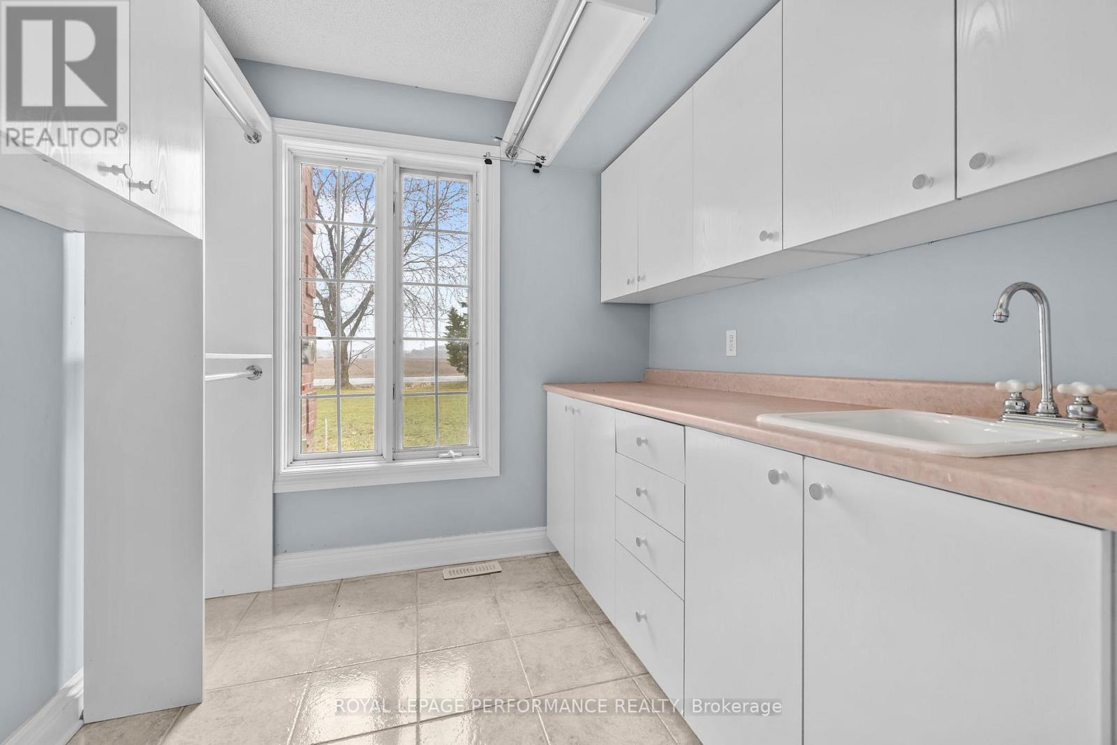 1007 St Pierre Road, Russell, Ontario  K0A 1W0 - Photo 31 - X13008416