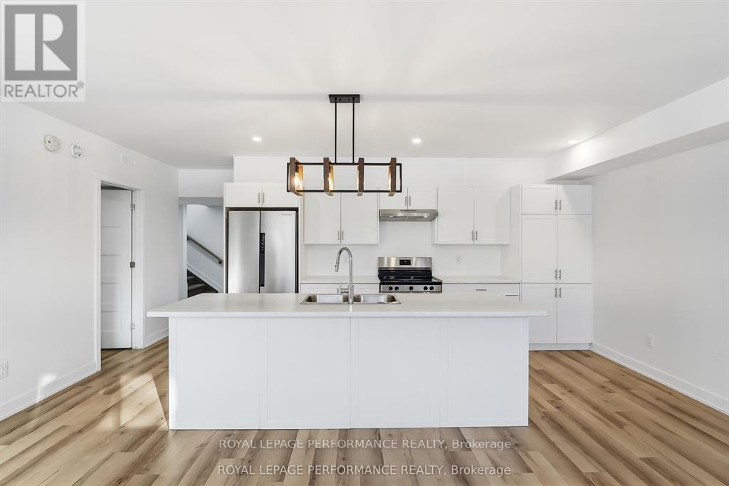 31a Marcel Street, Russell, Ontario  K0A 1W0 - Photo 13 - X13008450