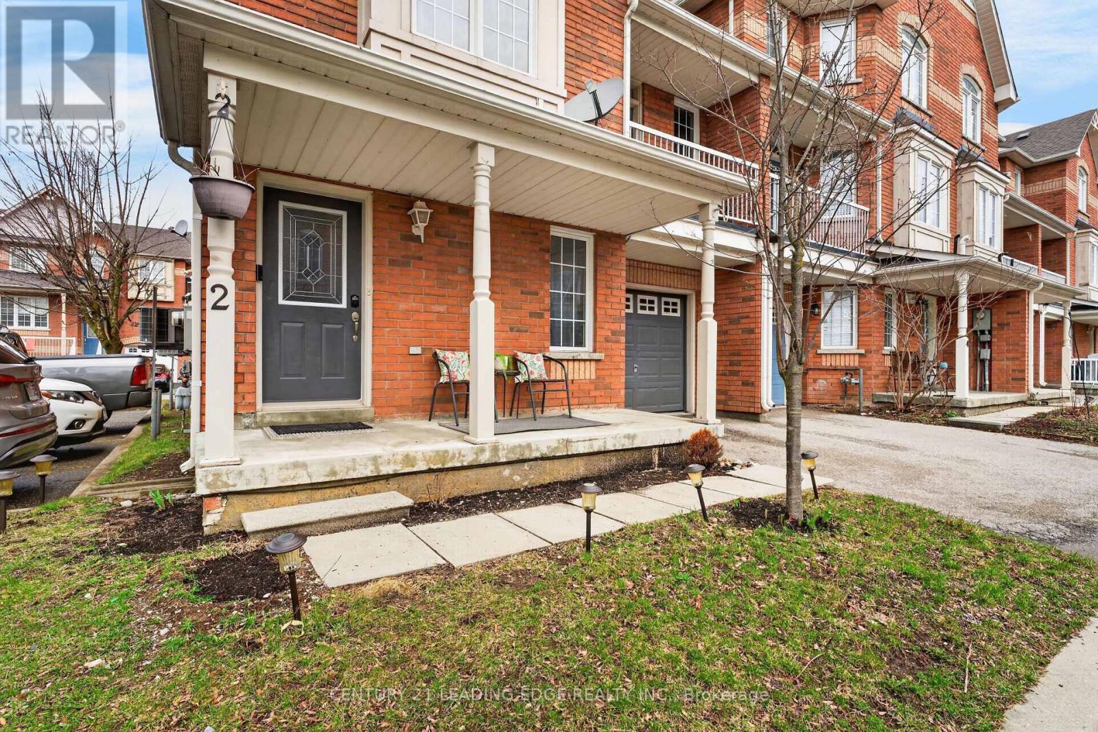 2 Clegg Lane, Ajax, Ontario  L1S 7S5 - Photo 4 - E13008428