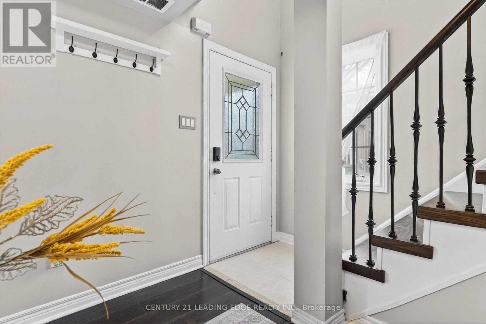 2 Clegg Lane, Ajax, Ontario  L1S 7S5 - Photo 6 - E13008428