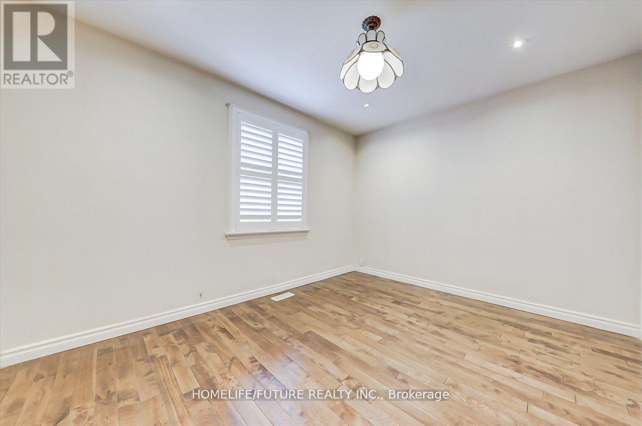 Main - 28 Sharbot Avenue, Toronto, Ontario  M1H 1Y7 - Photo 15 - E13008444