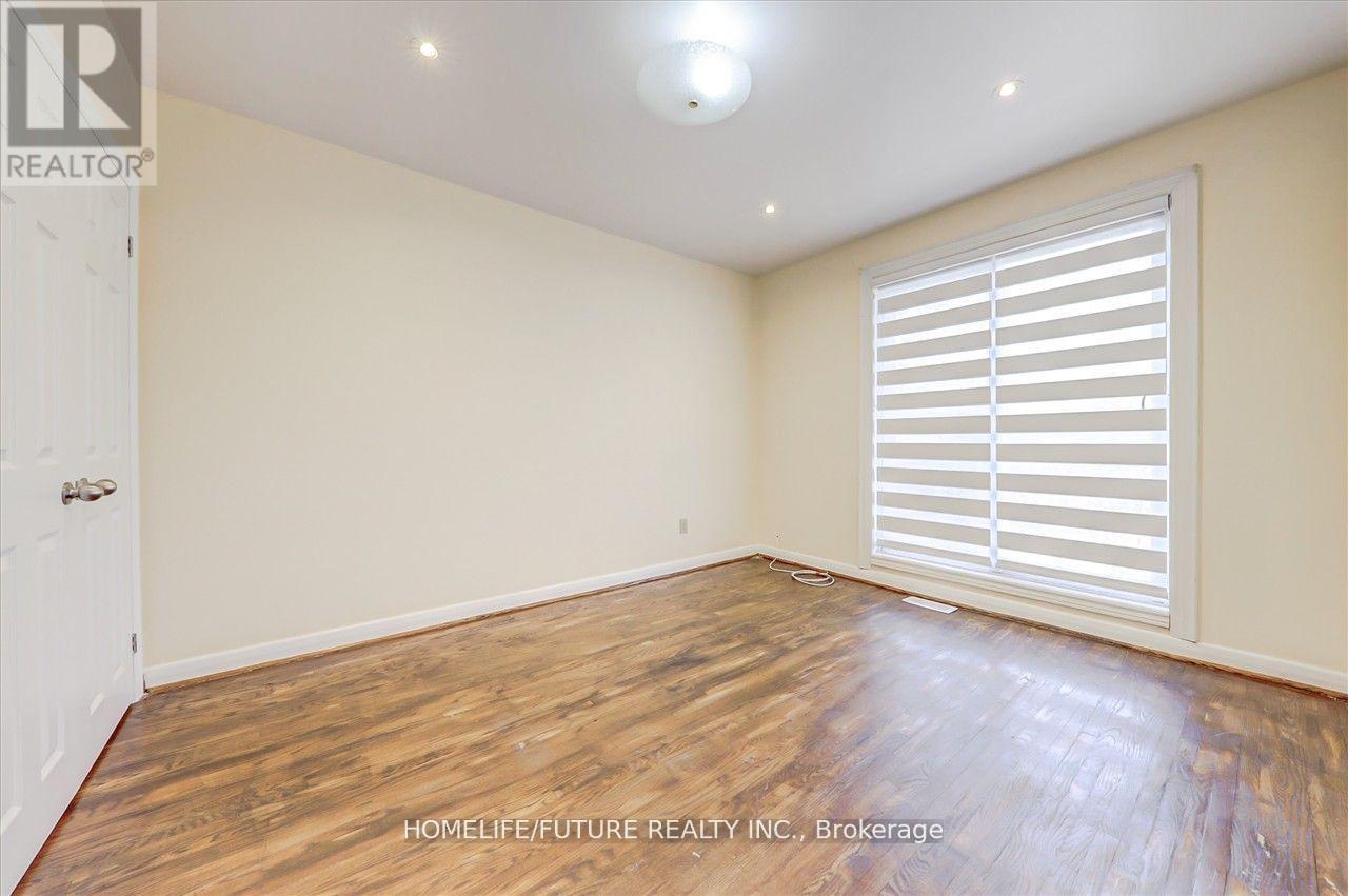 Main - 28 Sharbot Avenue, Toronto, Ontario  M1H 1Y7 - Photo 17 - E13008444