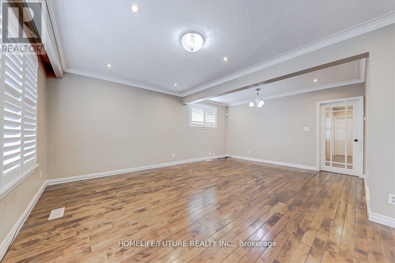 Main - 28 Sharbot Avenue, Toronto, Ontario  M1H 1Y7 - Photo 5 - E13008444