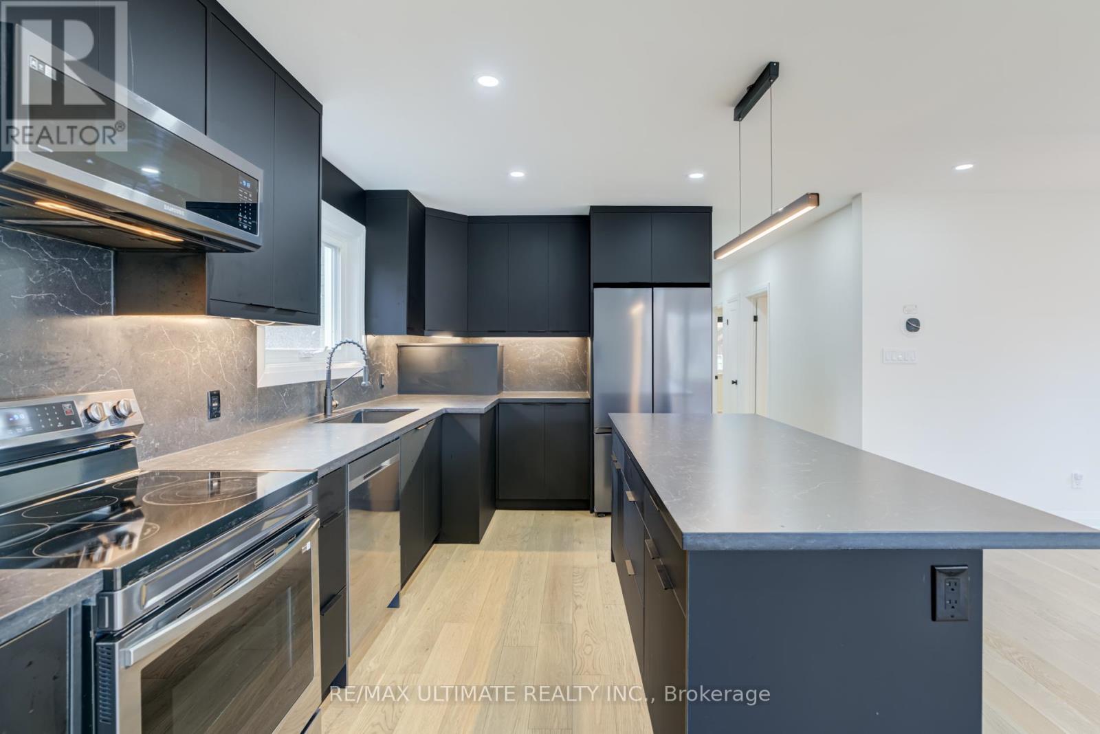 Main Fl - 114 Canlish Road, Toronto, Ontario  M1P 1S9 - Photo 14 - E13008466