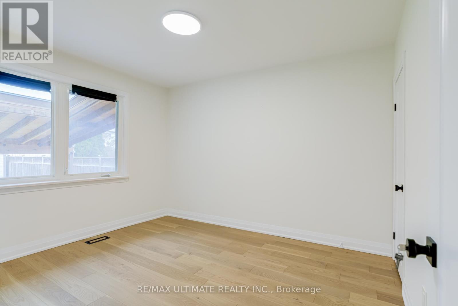 Main Fl - 114 Canlish Road, Toronto, Ontario  M1P 1S9 - Photo 18 - E13008466