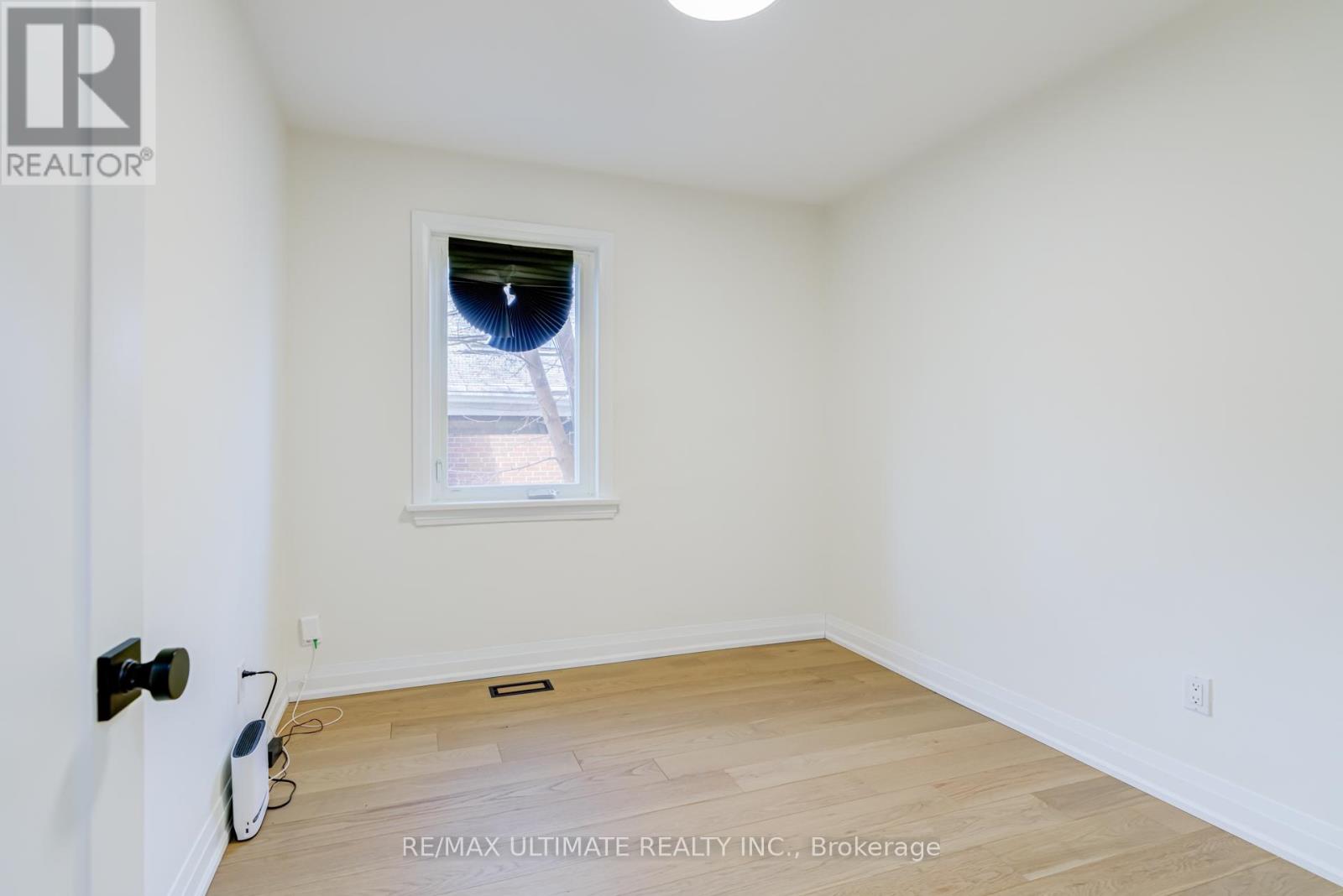 Main Fl - 114 Canlish Road, Toronto, Ontario  M1P 1S9 - Photo 26 - E13008466