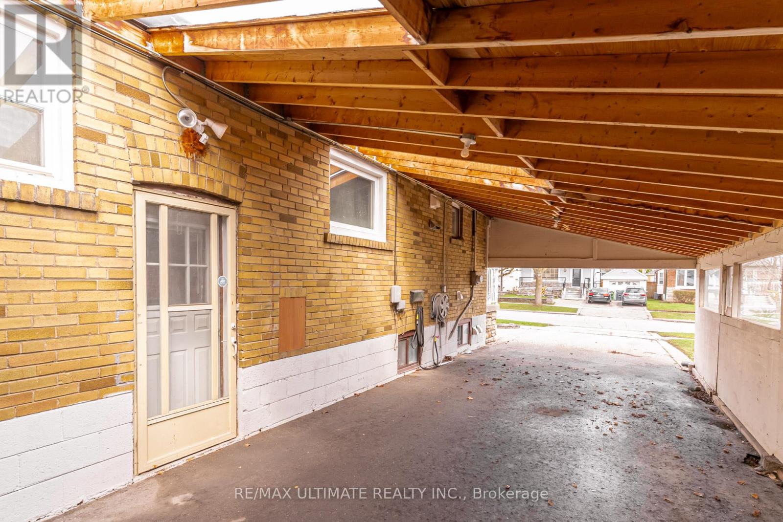 Main Fl - 114 Canlish Road, Toronto, Ontario  M1P 1S9 - Photo 30 - E13008466