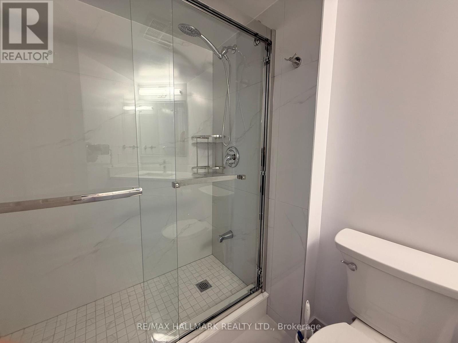 1110 - 7 Concorde Place, Toronto, Ontario  M3C 3N4 - Photo 13 - C12994214