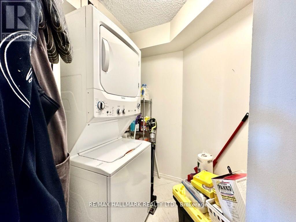 1110 - 7 Concorde Place, Toronto, Ontario  M3C 3N4 - Photo 14 - C12994214