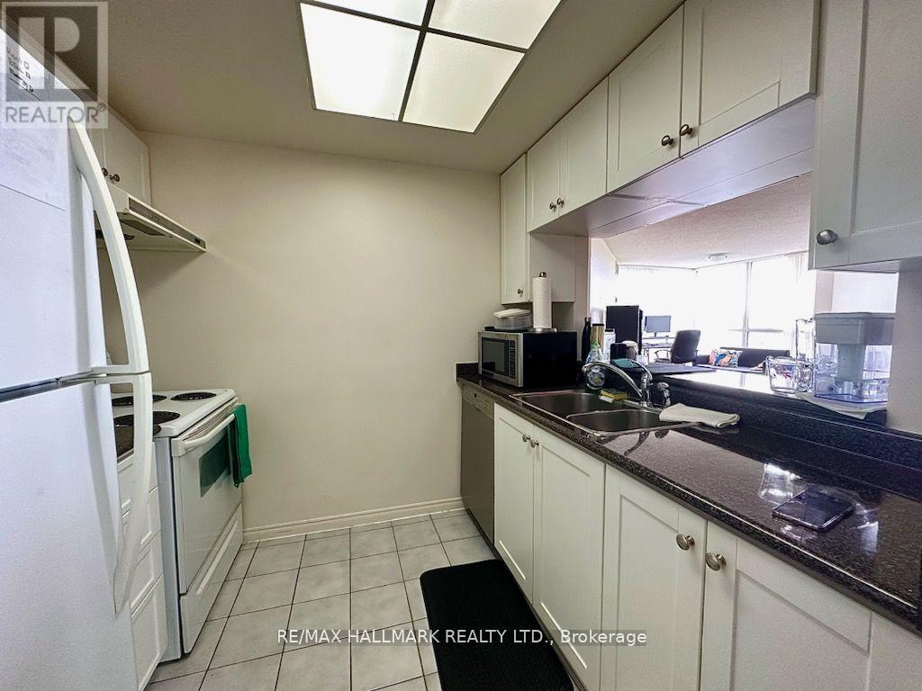 1110 - 7 Concorde Place, Toronto, Ontario  M3C 3N4 - Photo 5 - C12994214