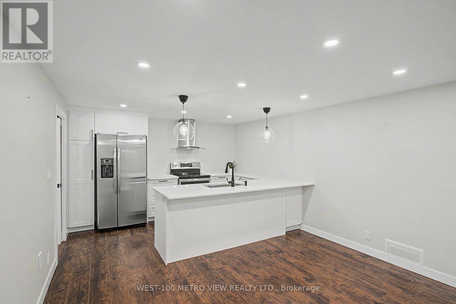 2144 Sandringham Drive, Burlington, Ontario  L7P 1T9 - Photo 24 - W13007148