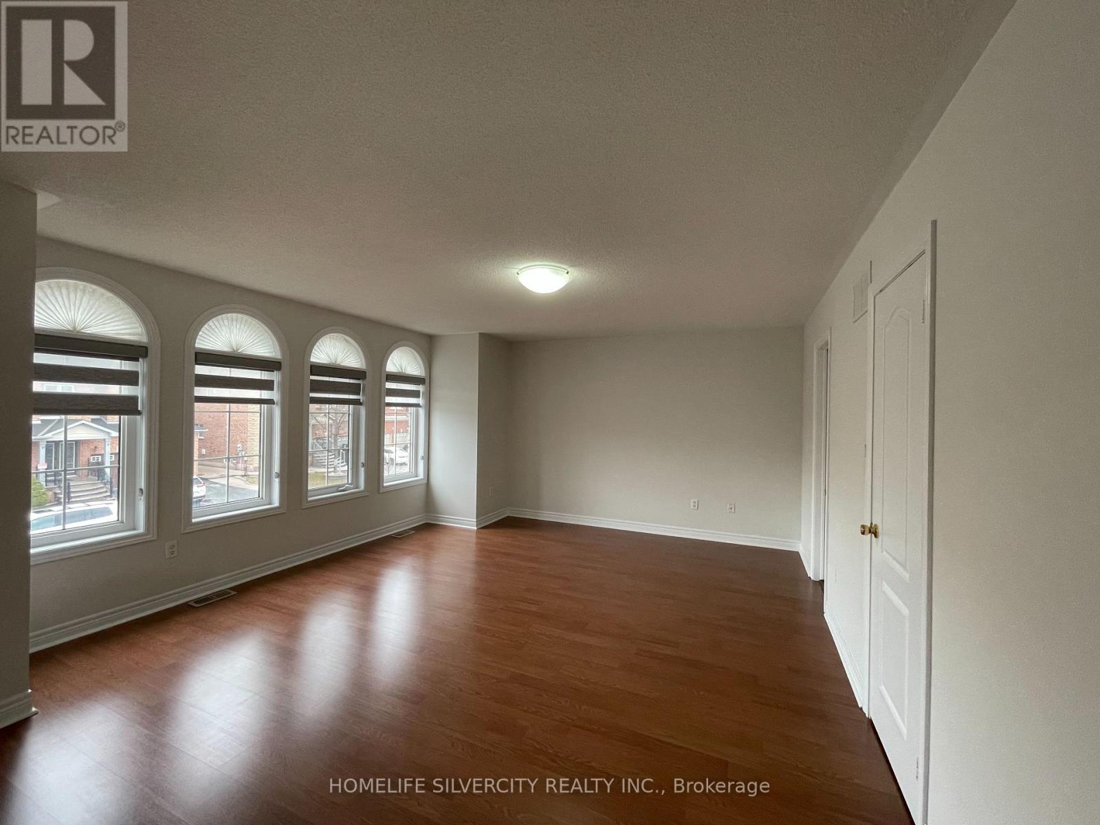 4 Runnymede Crescent, Brampton, Ontario  L6R 0L3 - Photo 18 - W13007282