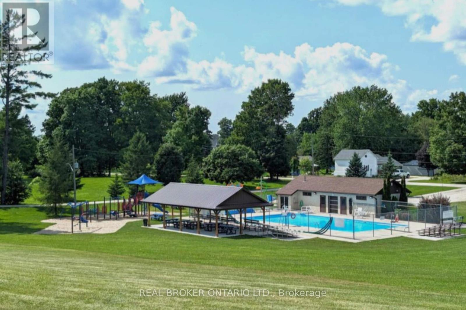 2048 Albert Street S, Howick, Ontario  N0G 1X0 - Photo 10 - X13001290