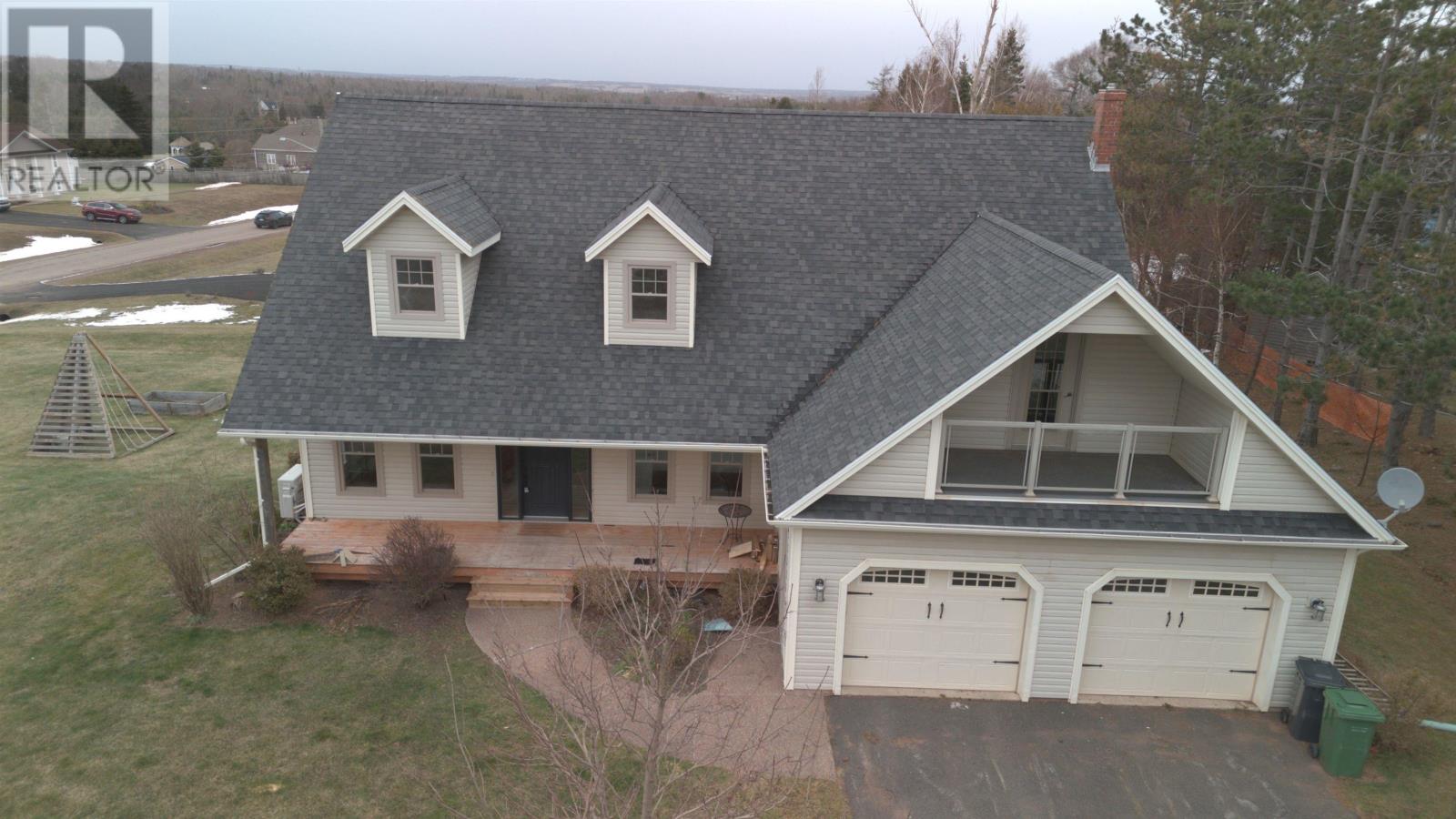 149 Prospect Drive, Stratford, Prince Edward Island  C1B 1K9 - Photo 2 - 202607674