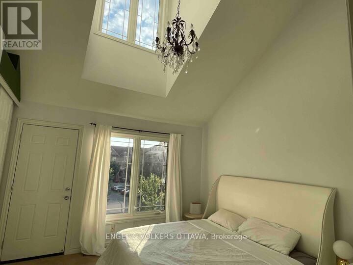 102 Paseo Private, Ottawa, Ontario  K2G 4N7 - Photo 13 - X12979140