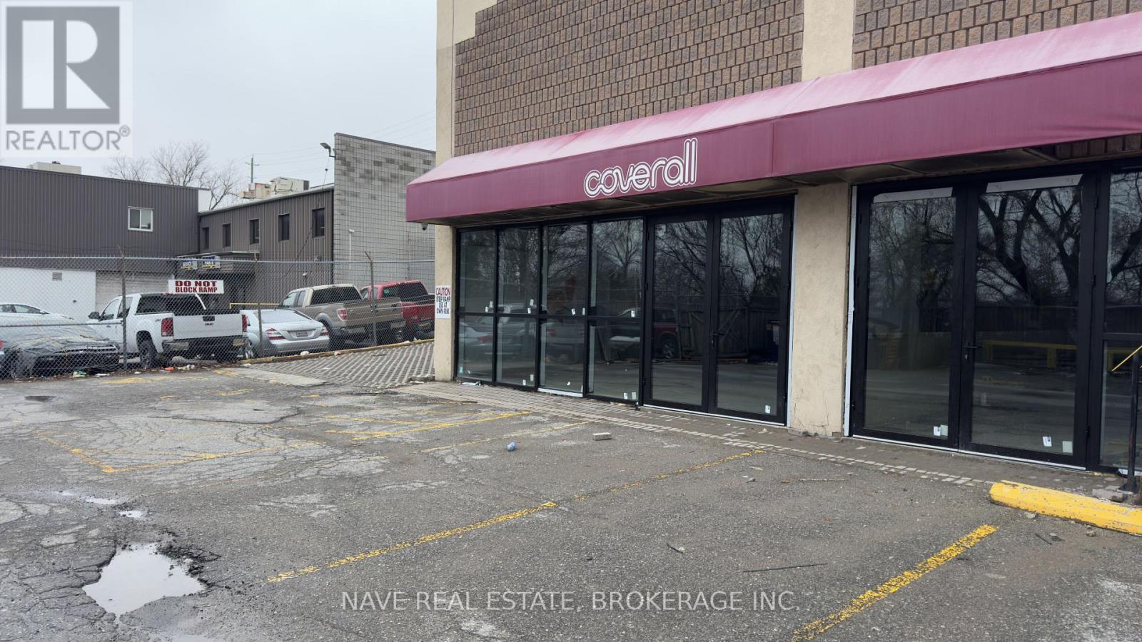 8 - 17335 Yonge Street, Newmarket, Ontario  L3Y 8Z2 - Photo 4 - N13008434