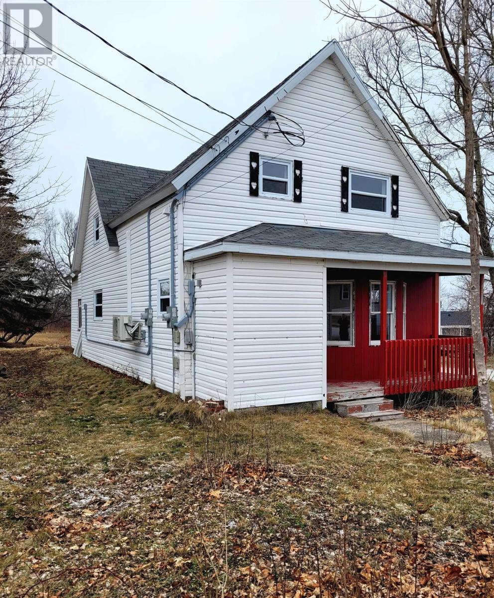 4 Queen Street, Sydney Mines, Nova Scotia