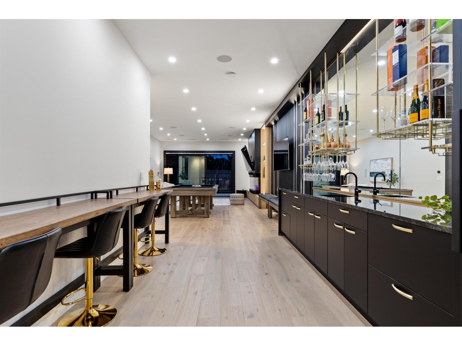 19023 61a Avenue, Surrey, British Columbia  V3S 8C8 - Photo 7 - R3112342