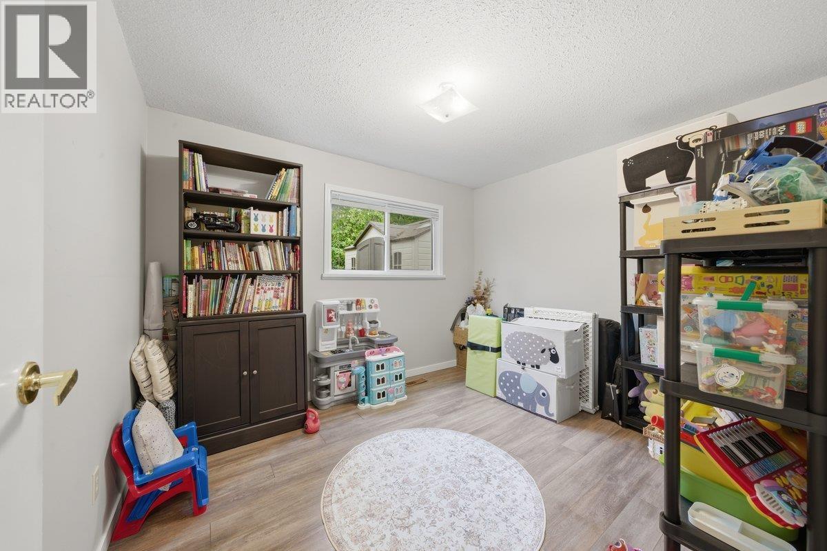 1155 Esperanza Drive, Coquitlam, British Columbia  V3B 6A6 - Photo 14 - R3112196