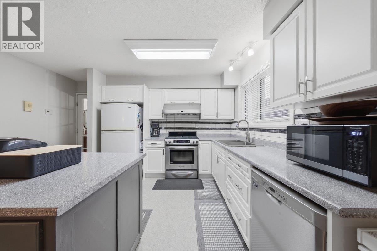 1155 Esperanza Drive, Coquitlam, British Columbia  V3B 6A6 - Photo 10 - R3112196