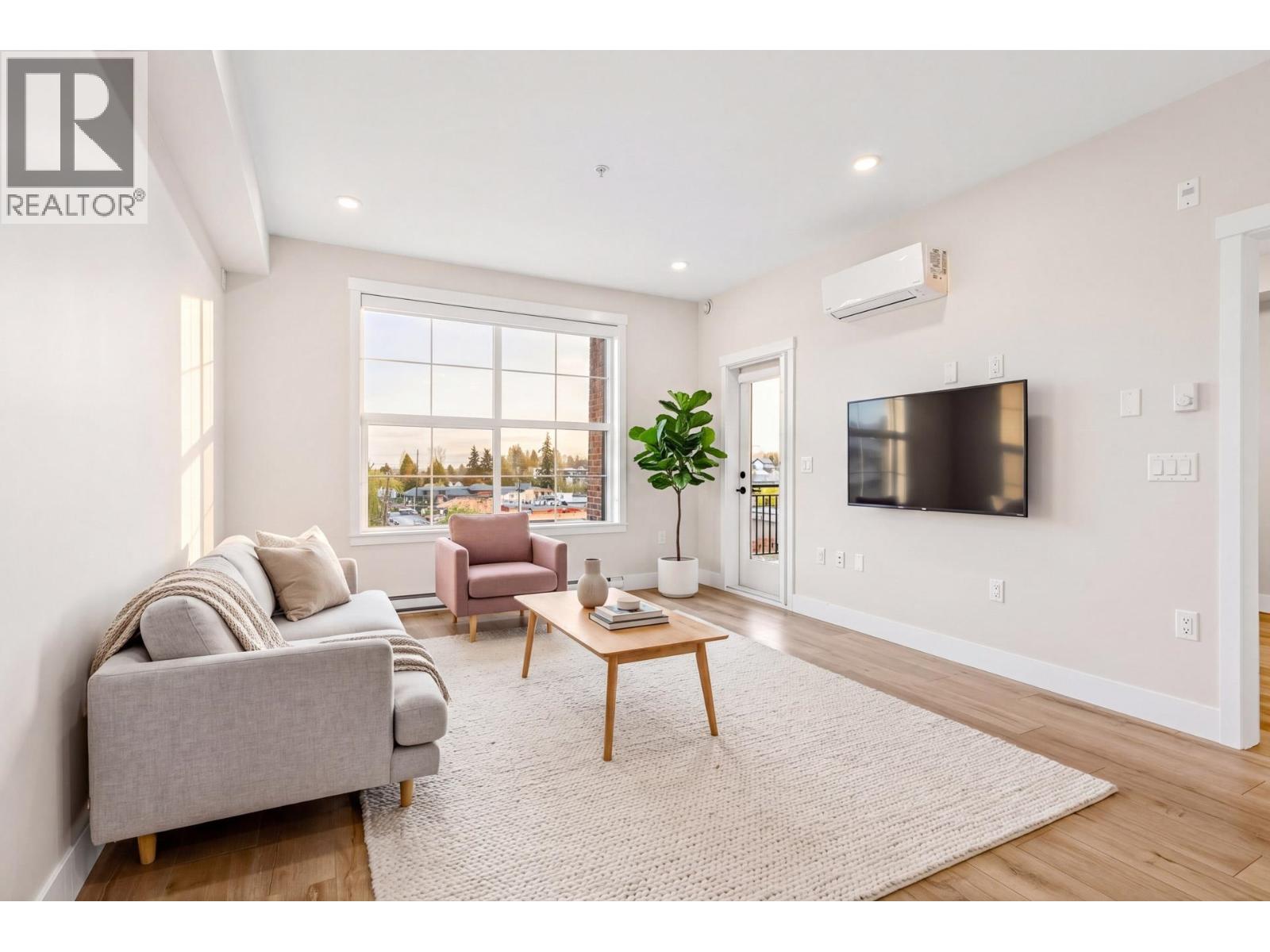 405 22638 119 Avenue, Maple Ridge, British Columbia  V2X 4L1 - Photo 11 - R3112303