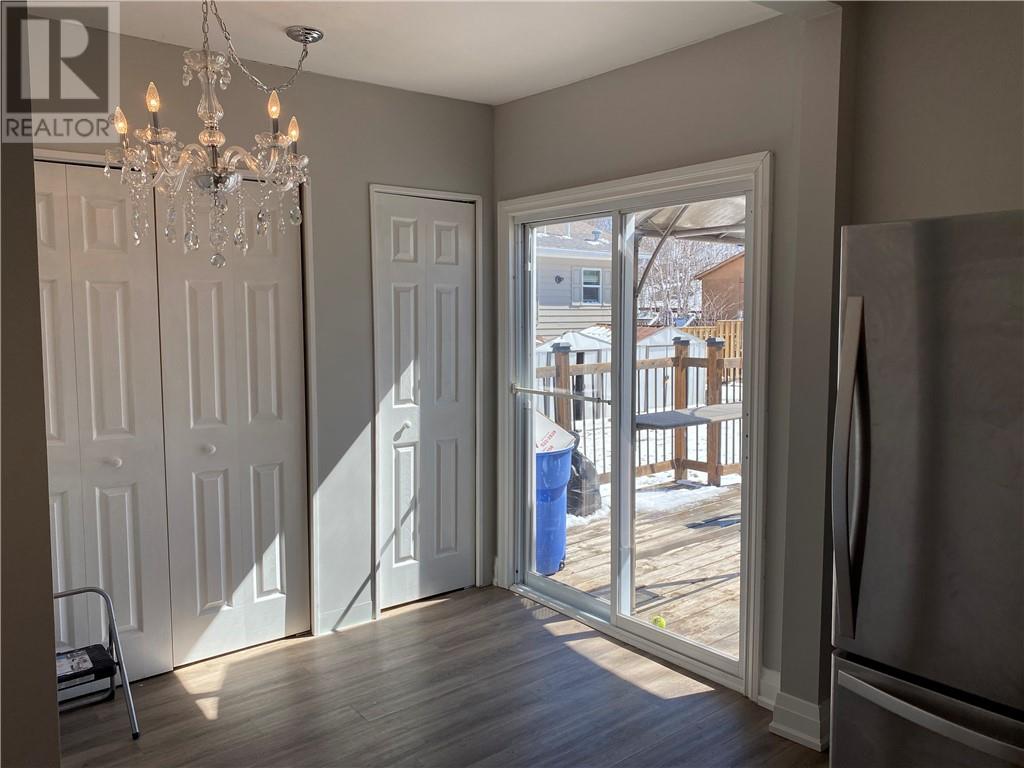 325 Kathleen Street, Sudbury, Ontario  P3C 2M3 - Photo 6 - 2127119