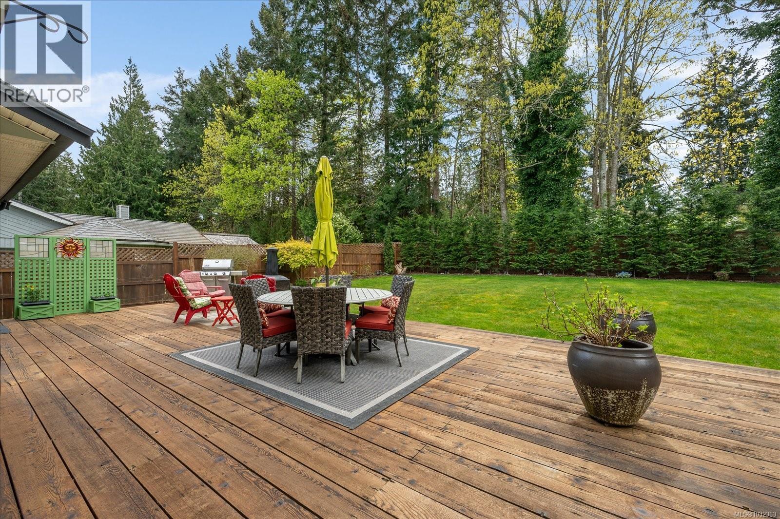 1156 Clubhouse Dr, Qualicum Beach, British Columbia  V9K 1C4 - Photo 42 - 1032363