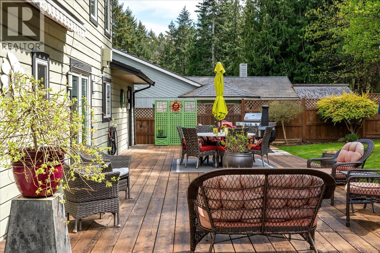 1156 Clubhouse Dr, Qualicum Beach, British Columbia  V9K 1C4 - Photo 44 - 1032363