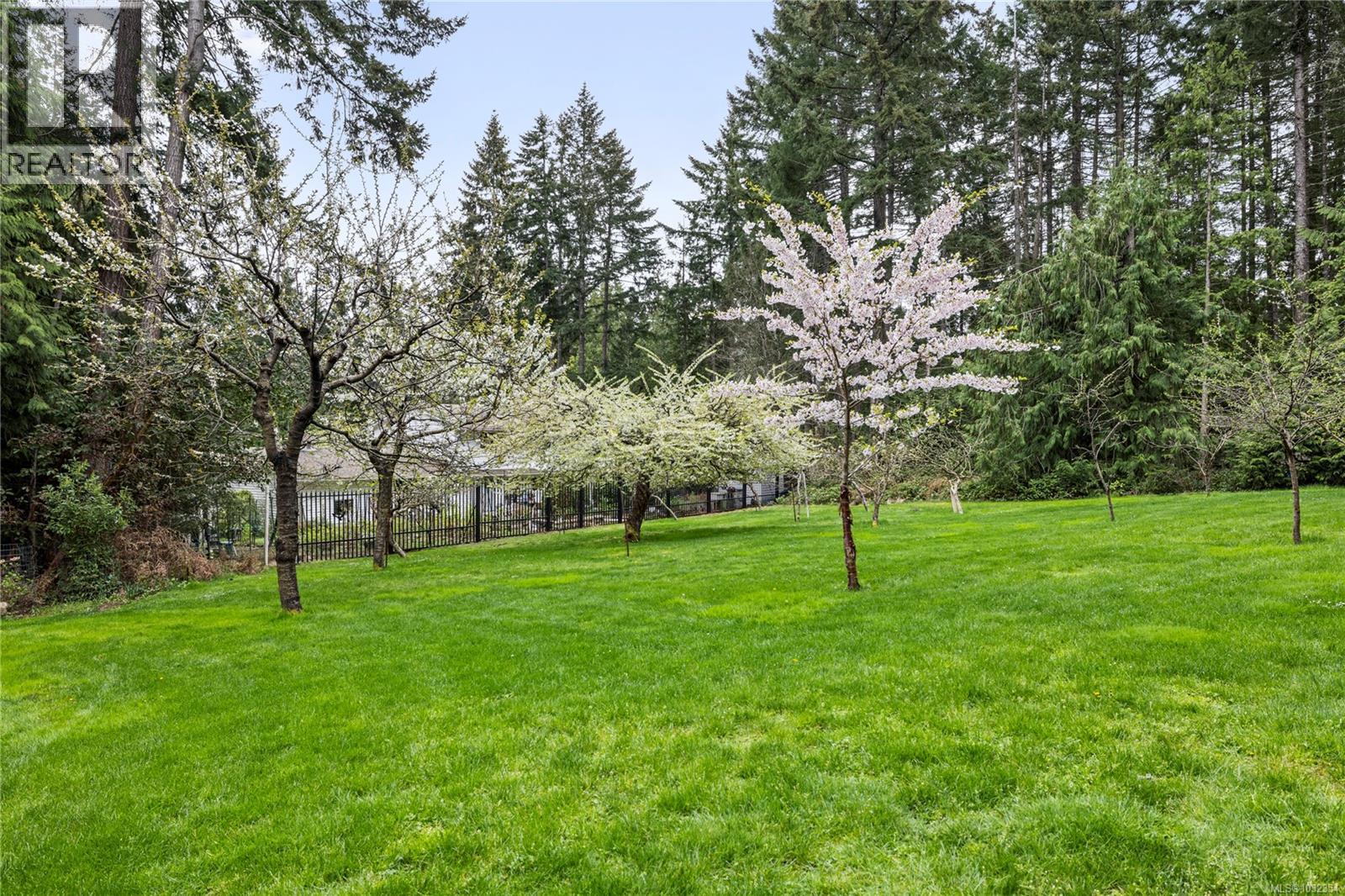 7165 Royal Dr, Lantzville, British Columbia  V0R 2H0 - Photo 34 - 1032354