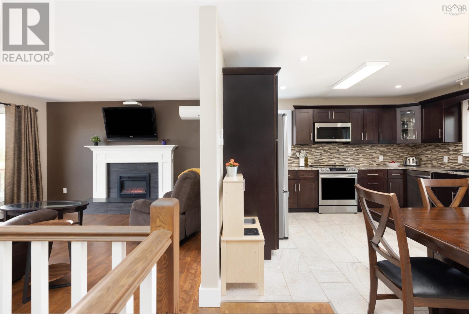 57 Clearview Drive, Halifax, Nova Scotia  B3R 1N7 - Photo 5 - 202607666