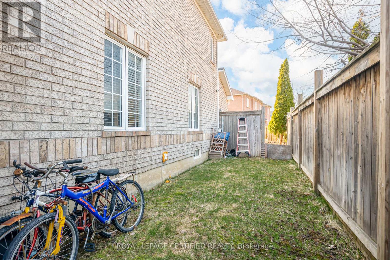 2 Studebaker Trail, Brampton, Ontario  L7A 3A9 - Photo 47 - W13008326
