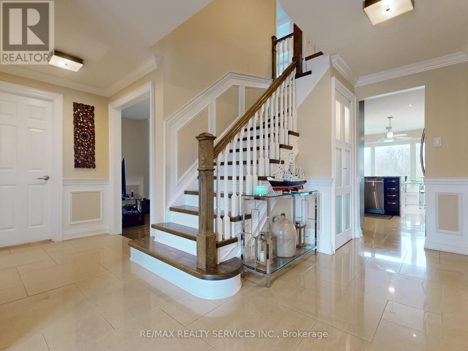 55 Northampton Street, Brampton, Ontario  L6S 3Z6 - Photo 7 - W13008372