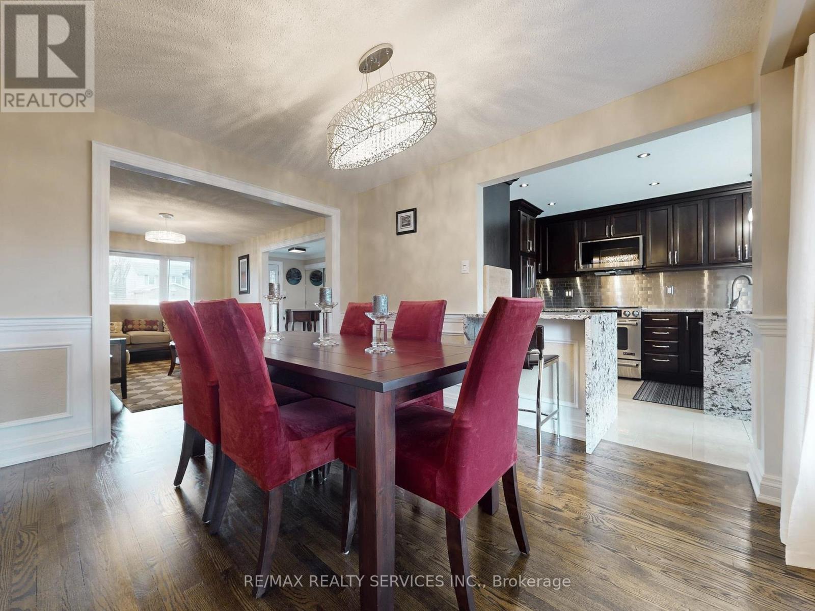 55 Northampton Street, Brampton, Ontario  L6S 3Z6 - Photo 9 - W13008372