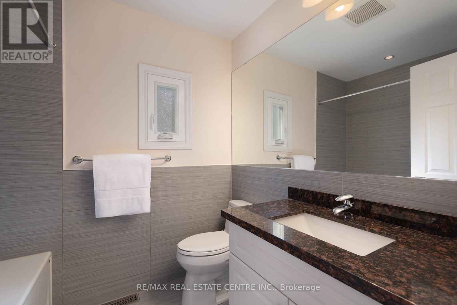 2529 Willowburne Drive, Mississauga, Ontario  L5M 5E9 - Photo 30 - W13008410