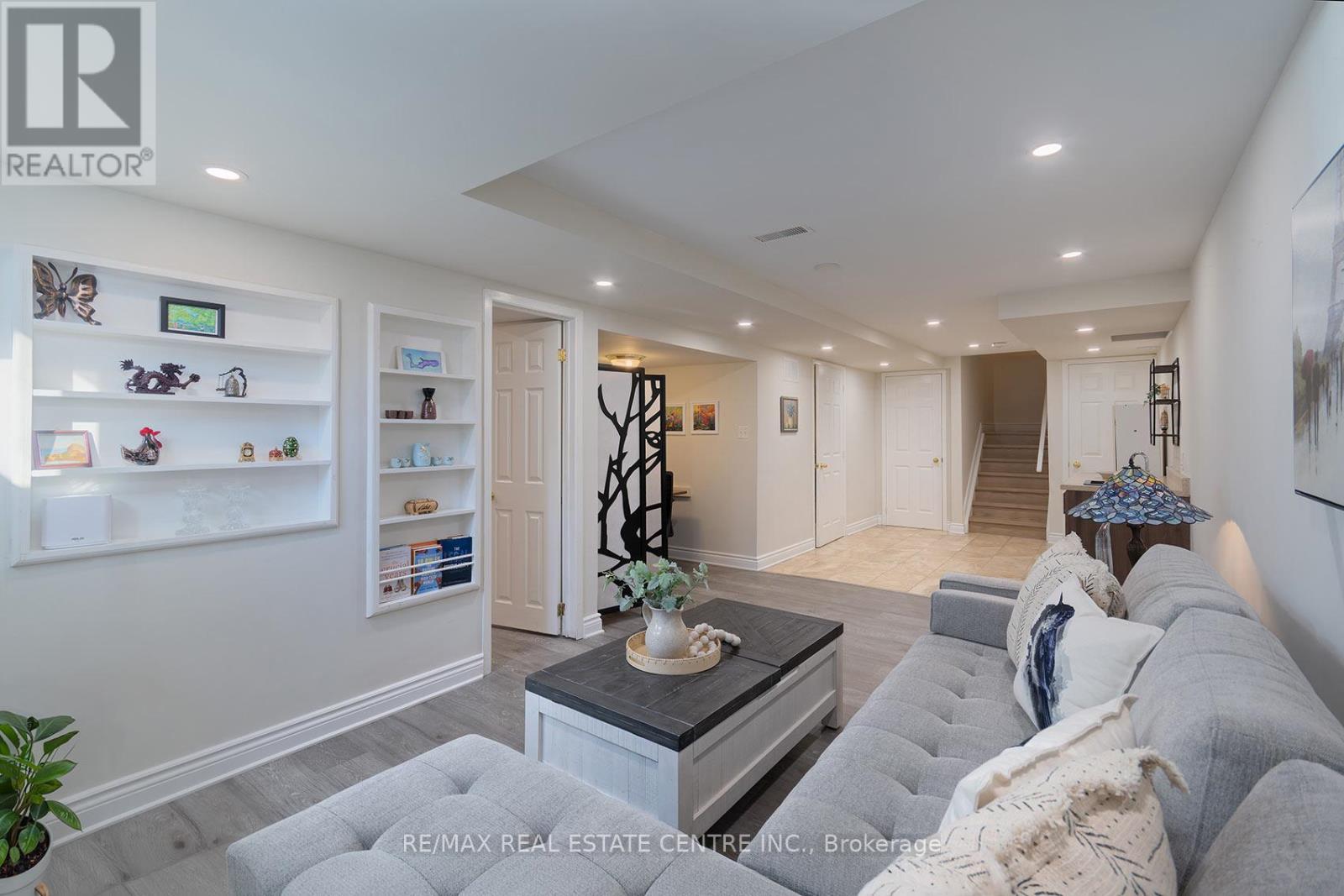 2529 Willowburne Drive, Mississauga, Ontario  L5M 5E9 - Photo 32 - W13008410