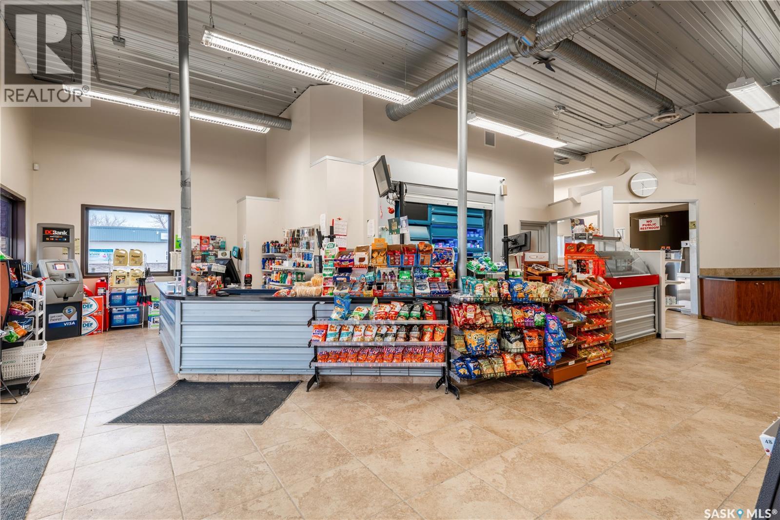 401 Centre Street, Regina Beach, Saskatchewan  S0G 4C0 - Photo 15 - SK032918