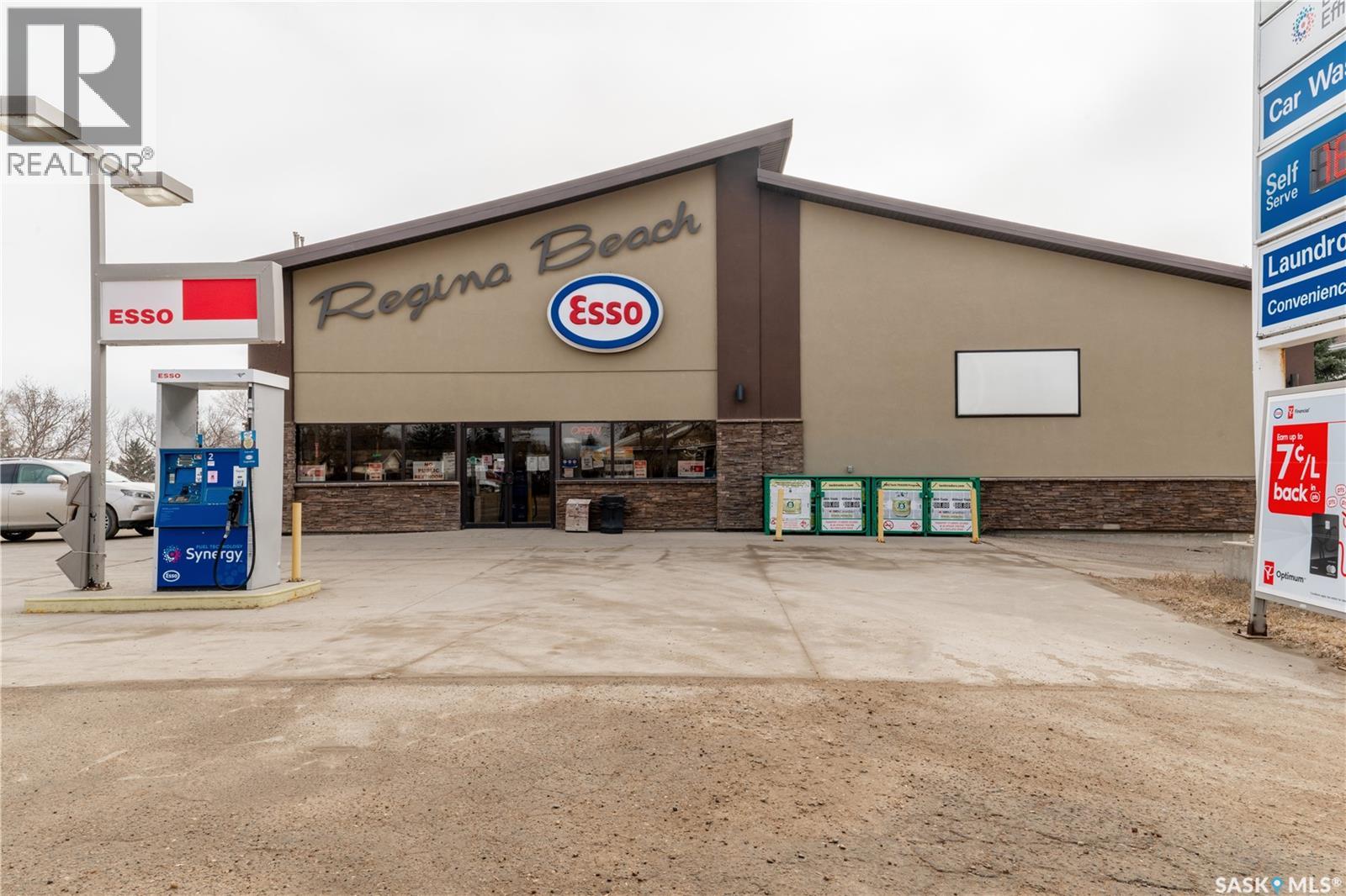 401 Centre Street, Regina Beach, Saskatchewan  S0G 4C0 - Photo 2 - SK032918